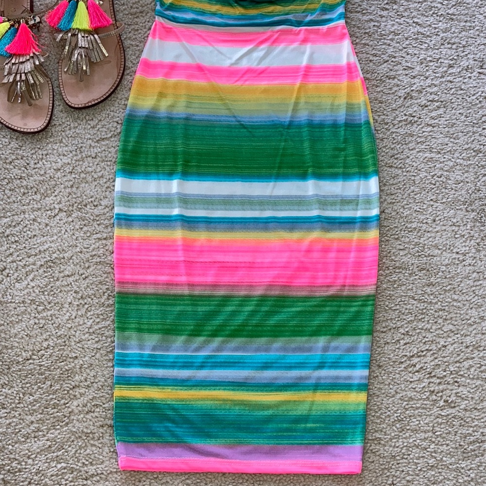 Striped, Draped Neck Fitted Dress - Picture 13 of 16